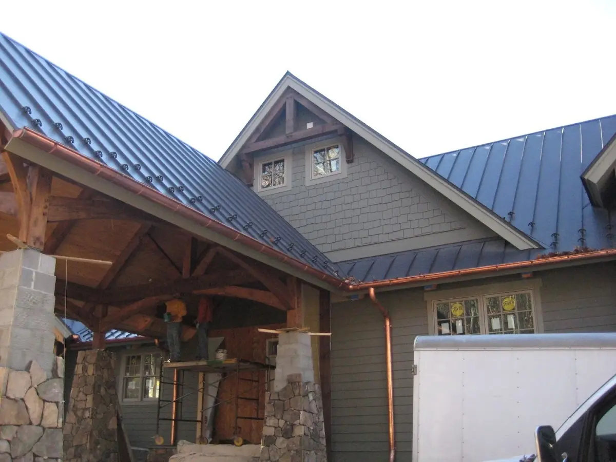 Craftsman Roofing team delivering quality roofing work in Thompson Heights